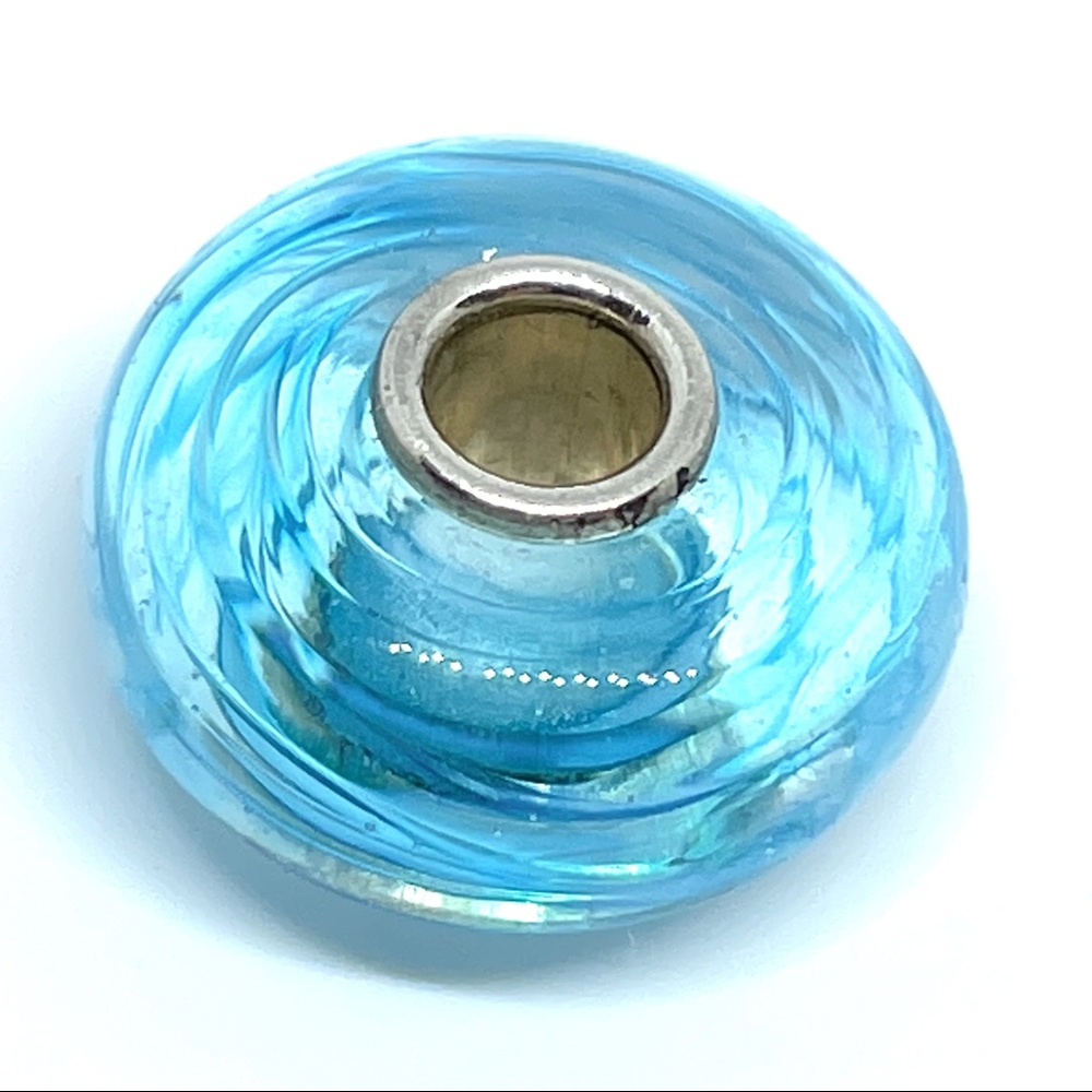 Trollbeads Turquoise Ribbon - Picture 5 of 5